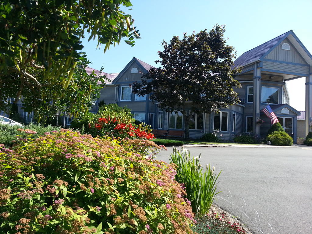 Granite Town Hotel Saint George Exterior photo